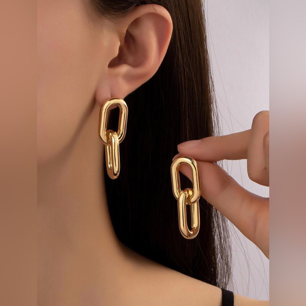 NEW! Chunky paper lip/ link gold plated earrings!